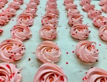 Load image into Gallery viewer, délice glacé - heart rosettes
