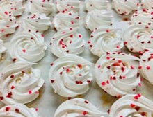 Load image into Gallery viewer, délice glacé - heart rosettes
