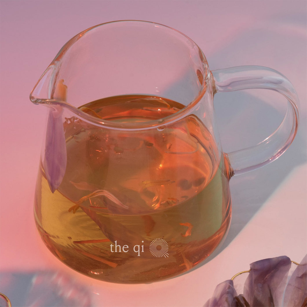 the qi - glass server & bamboo tongs